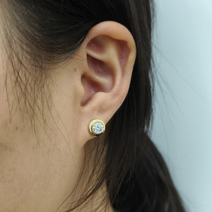 Orecchini a Perno Semplici per Donne, Accessorio Minimalista per Uso Quotidiano, Gioiello di Moda per Outfit - Product Image 5