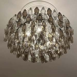 Murano Grand Lustre Finition Laiton Fumée et <span class=keywords><strong>Verre</strong></span> Clair <span class=keywords><strong>Lampe</strong></span> <span class=keywords><strong>Suspension</strong></span> Poliedri pour Banquet Restaurants - Product Image 1