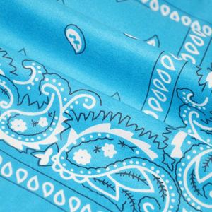 Foulard bandana à motifs pour festivals de musique, fournitures de bandanas pour organisateurs d'événements, foulard bandana à imprimés rétro pour les amateurs de style vintage - Product Image 4
