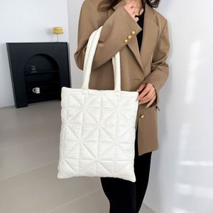 Customize Simple <b>Small</b> White Diamond Pattern Women Shoulder Large Capacity Fashion Puffer Tote Bag Zipper <b>Handbag</b> - Product Image 1