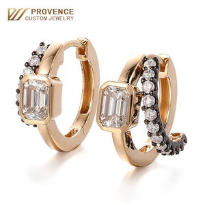 Ensemble de boucles d'oreilles créoles personnalisées en or jaune 18 carats, serties de diamants de laboratoire, bijoux pour femmes, pour mariage et fêtes. - Product Image 1
