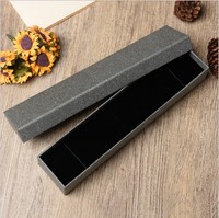 Boîte à collier en papier personnalisée de luxe avec logo, boîte cadeau pour bijoux délicats, emballage haut de gamme en carton pour pendentifs, vente en gros