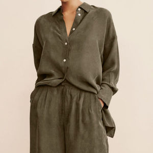 Nuovo Set <span class=keywords><strong>di</strong></span> <span class=keywords><strong>camicia</strong></span> da donna Low MOQ <span class=keywords><strong>di</strong></span> moda autunnale ampio e Casual da donna a maniche lunghe completo completo <span class=keywords><strong>camicia</strong></span> verde militare e pantaloni - Product Image 2