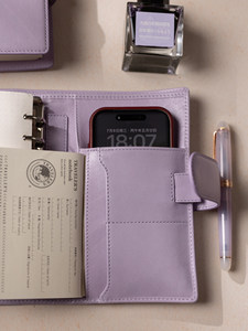 Carpeta de Anillas A7/A8 de Cuero PU Morado con Logotipo Personalizado, Cartera, Funda para Cuaderno de Hojas Sueltas, <span class=keywords><strong>Agenda</strong></span> con Múltiples Ranuras para Tarjetas - Product Image 6