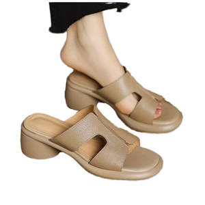 Sandales à talon épais et ouvertes pour femme, en cuir de vachette, semelle en polyuréthane, à enfiler, pour l'extérieur - Product Image 1