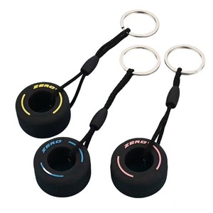 Porte-clés en caoutchouc personnalisé OEM Beckon, porte-clés 3D en PVC souple en forme de pneu de voiture pour exposition automobile, cadeau promotionnel d'entreprise avec faible MOQ - Product Image 1