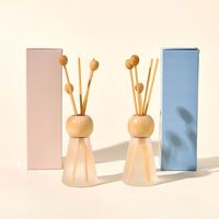 Bouteille en verre à bas prix de 50ml avec couvercle en bois pour diffuseur d'huile essentielle de roseau de décoration personnalisée ensemble désodorisant/parfum