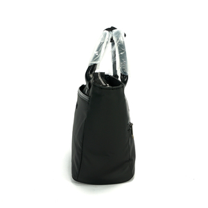Venta al por mayor <span class=keywords><strong>de</strong></span> bolsa <span class=keywords><strong>de</strong></span> golf personalizada para hombres y mujeres Boston cremallera y deportes impermeables PU para compañeros <span class=keywords><strong>de</strong></span> golf - Product Image 3