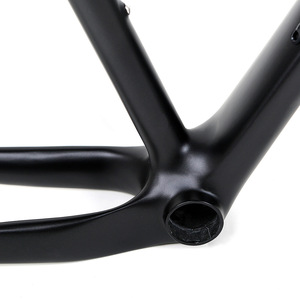 Cadre de vélo de montagne en fibre de carbone léger personnalisé, 27,5 29 pouces, cadre de vélo VTT, libération rapide pour le cyclisme tout-terrain XC - Product Image 3