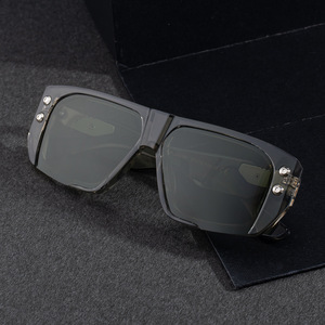 Lunettes de soleil polarisées Polo Haus à monture carrée pour hommes, noires, verres TAC UV400, monture en plastique et métal, protection solaire extérieure - Product Image 5