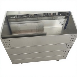 Cannelle de câblage industrielle ignifuge en acier inoxydable galvanisé à chaud, ventilée et perforée, type cheminée - Product Image 1