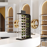 Support en bois de chêne de magasin d'optique avec logo personnalisé tenant 18 paires de lunettes de soleil vitrine de comptoir