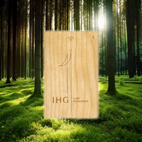 Carte-clé de chambre d'hôtel en bois de bambou gravée au laser NFC avec puce intelligente RFID programmable écologique