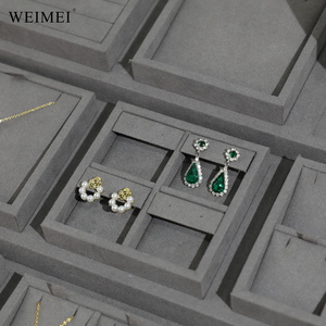 ชุดอุปกรณ์จัดแสดงเครื่องประดับไมโครไฟเบอร์สุดหรู WEIMEI แบบกำหนดเองได้ สำหรับสร้อยคอ ต่างหู แหวน พร้อมอุปกรณ์เสริมพิเศษสำหรับเคาน์เตอร์ - Product Image 2
