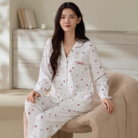 Ensemble de pyjamas pour femmes en gros, imprimé ours, chemise à manches longues boutonnée et pantalon, col contrastant, vêtements de nuit