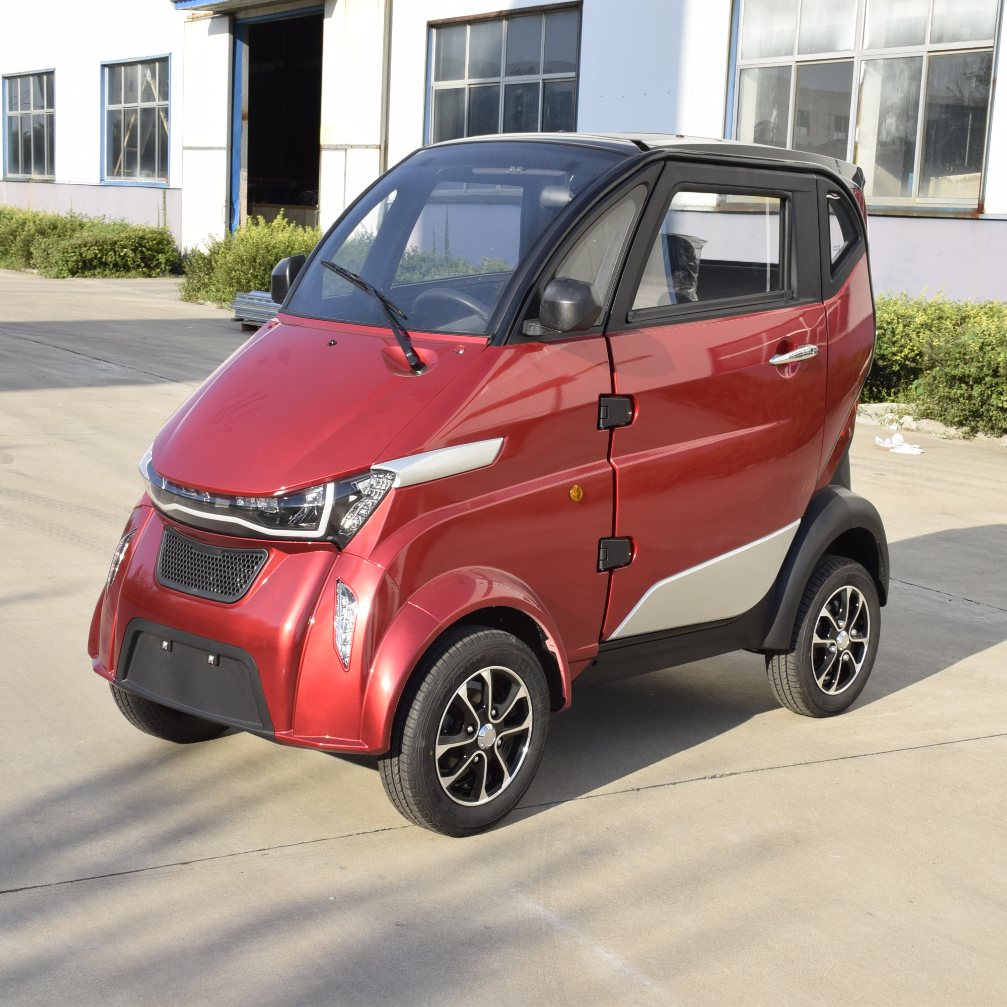 4 Wheeler 2 мест мини авто на продажу в европейских и американских рынках транспортного средства