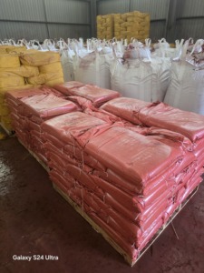 ผงสีแดงออกไซด์เหล็ก 895 <span class=keywords><strong>FE2O3</strong></span> สำหรับสีทาบ้าน คอนกรีต อิฐ และหินปูพื้น จากโรงงานโดยตรง - Product Image 6