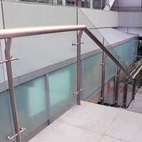 Rampe en verre en acier inoxydable sur mesure avec main courante ronde pour projets d'escaliers de bâtiments publics, installation facile