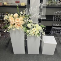 Présentoir carré en acrylique blanc en gros pour usine, socle de gâteau de mariage, piédestal pour scène de fête
