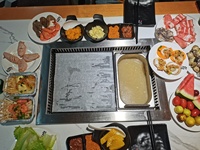 Gril de barbecue électrique Teppanyaki infrarouge coréen et table de marmite pour une utilisation au restaurant tension 220v