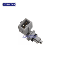 Capteur de température d'admission d'air / de surpression 8200833248 pour Renault Clio Scenic Megane 2001-2010