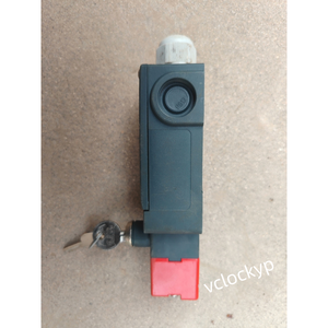 1 interrupteur de sécurité Pizzato FS 3098D024-F1, flambant neuf, expédition rapide par FedEx ou DHL - Product Image 1