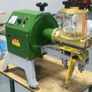 Machine <span class=keywords><strong>à</strong></span> coller universelle de bureau jaune 220V avec garantie d'un an pour la fabrication de chaussures, de chaussures en cuir, de fermetures éclair, de sacs <span class=keywords><strong>à</strong></span> <span class=keywords><strong>main</strong></span> et de tasses - Product Image 3