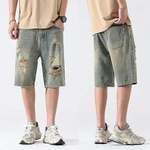 Pantalones cortos vaqueros rasgados para hombre con lavado ácido personalizado, efecto desgastado, estilo casual de verano, 100% algodón, azul claro, corte recto. - Product Image 1
