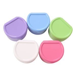 Boîte de rangement personnalisée avec logo pour aligneurs orthodontiques, étui pour protège-dents, prothèse dentaire - Product Image 3