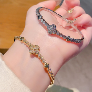Flower Shape Electroplated <b>Bracelet</b> Gold And Silver Micro Insert <b>Copper</b> Gift Jewelry Spring 2025 Yiwu Origin - Product Image 1