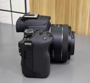 Máy ảnh kỹ thuật số nhỏ gọn <span class=keywords><strong>Canon</strong></span> R50 DSLR 24MP với ống kính 18-45mm, ngoại hình đẹp - Product Image 4