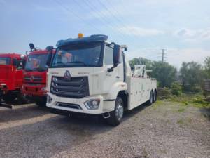 山东五岳重型30吨第五轮卡车自动柴油清障车新型道路拖拉机从制造厂 - Product Image 4