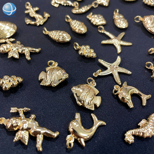 Dijes de Bikini con Forma de Concha de Vieira 3D de Doble Cara, en Tono Dorado, con Estrella de Mar y Cupido, para Trajes de Baño, para Chicas Playeras - Product Image 3