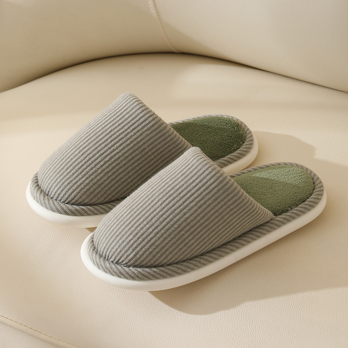 สีเขียว