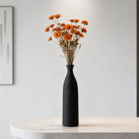 Vase à fleurs artisanal créatif en céramique noire, vase décoratif de table rustique, style vintage, vase en terre cuite