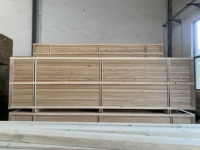 Le meilleur approvisionnement en bois de qualité en gros Bois de chêne Bois de frêne Planches de bois massif Bois de pin