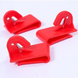 Cuchillo de Corte Mágico de Plástico Ecológico y Colorido al por Mayor, Cortador de Cinta para Suministros de Globos, Graduación, Halloween - Product Image 1