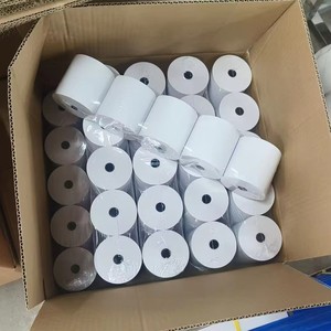 Rollos <span class=keywords><strong>de</strong></span> Papel Térmico Pequeños <span class=keywords><strong>de</strong></span> Tamaño Personalizado Double Tree, 60 mm 80 mm, 100% Pulpa <span class=keywords><strong>de</strong></span> Madera, Certificación ISO9001, para Todas las Marcas, Recibos <span class=keywords><strong>de</strong></span> Punto <span class=keywords><strong>de</strong></span> Venta Portátiles - Product Image 1