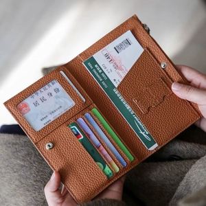 Étui en cuir PU personnalisé avec fermeture éclair, porte-passeport de voyage avec de nombreux emplacements pour cartes - Product Image 1
