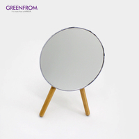 Miroir de maquillage rond à fond marbré avec grossissement 1X/2X