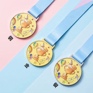 Médaille de trophée personnalisée en métal pour enfants, en alliage de zinc, design de dessin animé, pour événements scolaires et rencontres sportives parent-enfant - Product Image 1