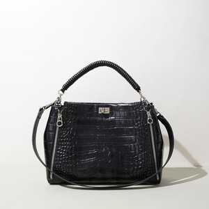 Bolso Tipo Cubo de Gran Capacidad con Patrón de Cocodrilo en Cuero Genuino, Correa Única de Poliéster, Nuevo y Elegante, Primavera 2026 - Product Image 3