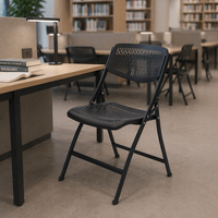 Chaise de bureau pliable en PP de haute qualité, design creux respirant, empilable, en plastique, pour salle de conférence