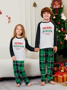 Pyjamas <span class=keywords><strong>de</strong></span> Noël personnalisés grande taille à carreaux verts à manches longues pour la famille avec taille élastique et devant tricoté - Product Image 3