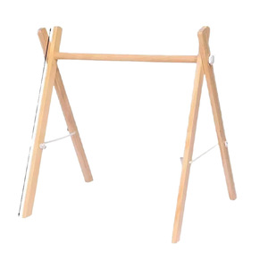 Gimnasio de actividades de madera para bebés con juguetes colgantes de nubes, estrellas y luna para bebés de 0 a 6 meses, incluye tapete de juego. - Product Image 5