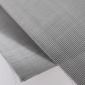 Maille filtrante en acier inoxydable 304/316L à armure simple, directement de l'usine, haute précision pour le tamisage de poudres et les liquides pétrochimiques - Product Image 1