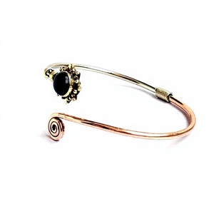 Pulsera de 2 tonos hecha a mano, brazalete de Metal de cobre y plata alemán, brazalete de piedra de amatista - Product Image 4