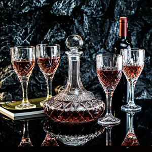 Ensemble de <span class=keywords><strong>carafe</strong></span> à vin en cristal luxueux de 5 pièces, fabriqué à la machine, avec 4 verres à pied - <span class=keywords><strong>Carafe</strong></span> en verre taillé diamant style vintage - Product Image 2