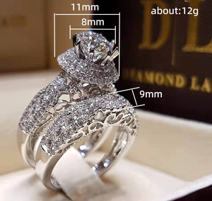 Anello a doppio strato con cristalli intarsiati per donna, minimalista ed elegante, accessorio per tutti i giorni e per feste. - Product Image 5