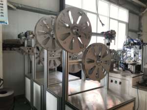 Máy Làm Đĩa Nắp Hoàn Toàn Với Máy Bơm Keo Và Đặc Điểm Kỹ Thuật Trong Dây Chuyền Sản Xuất Đĩa Nắp Bán Tự Động Và Hoàn Toàn Tự Động - Product Image 4